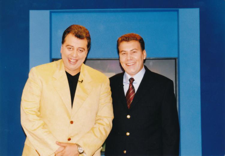 <p>2001</p>

<p> </p>

<p>SÜLEYMAN ÇOBANOĞLU TANIKLAR</p>

<p>OYUNCU HAMDİ ALKAN </p>
