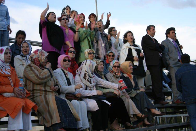 <p>2006</p>

<p> </p>

<p>KANAL 7 EKİBİ </p>
