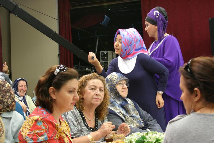 <p>2012 </p>

<p> </p>

<p>İKBALLE HAYATIN İÇİNDEN PROGRAMI </p>
