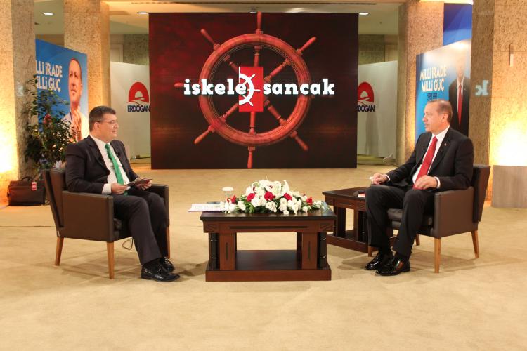 <p>2014 </p>

<p> </p>

<p>CUMHURBAŞKANI RECEP TAYYİP ERDOĞAN - MEHMET ACET İSKELE SANCAK</p>

