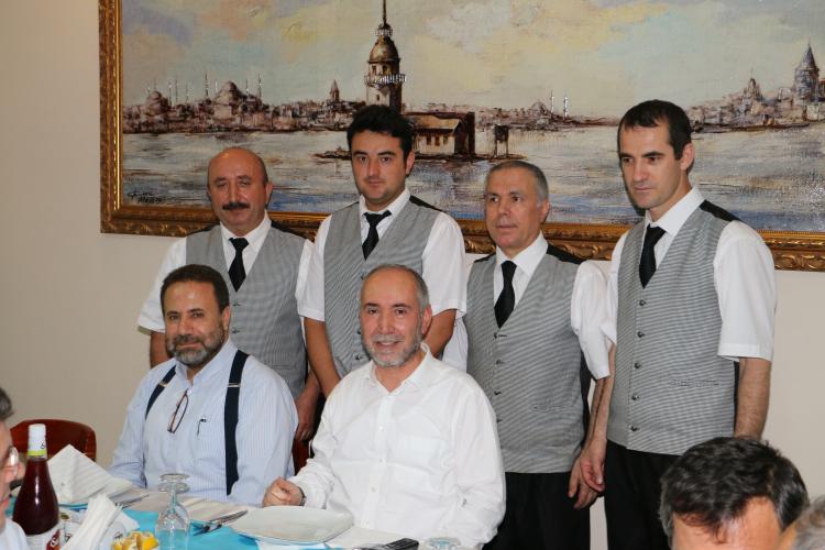 <p>2015</p>

<p> </p>

<p>İFTAR <br />
<br />
KANAL 7 MEDYA GRUBU BAŞKANI ZEKERİYA KARAMAN, KANAL 7 GENEL YAYIN YÖNETMENİ ZAHİD AKMAN</p>

<p> </p>
