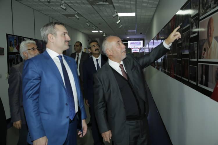 <p>2018 </p>

<p> </p>

<p>BAYRAM ŞENOCAK VE KANAL 7 MEDYA GRUBU BAŞKANI ZEKERİYA KARAMAN</p>

<p> </p>
