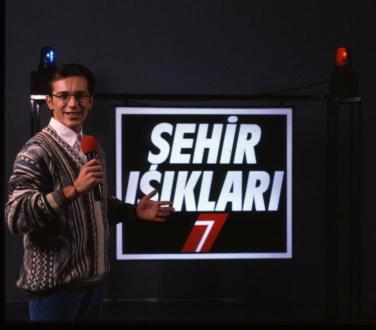 <p>1997 </p>
<p> </p>
<p>ŞEHİR IŞIKLARI PROGRAMI</p>