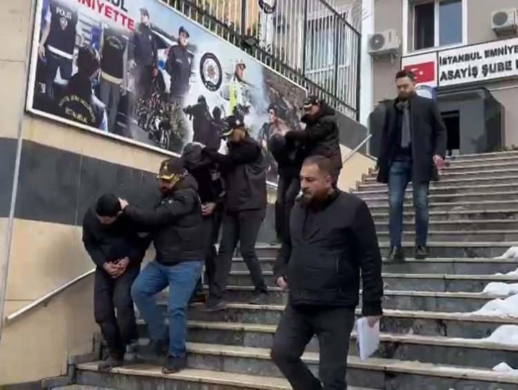 <p>Asayiş Şube Müdürlüğünde sorgulanan şüphelilerin uyuşturucu madde ticareti yaptıkları tespit edildi. </p>

