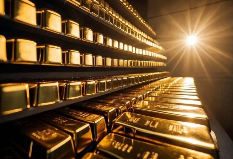<p>Türkiye altın rezervinde 11'inci sırada</p>

<p>İsviçre, merkez bankasının portföyünün yaklaşık yüzde 10'unu oluşturan 1039,9 ton altın ile sekizinci sırada ve Hindistan 876,2 ton ile dokuzuncu sırada, Japonya ise 846 ile onuncu sırada bulunuyor. Türkiye 615 tonla bu sıralamada 11'inci sırada (IMF hariç ilk 10'da) yer alıyor.</p>
