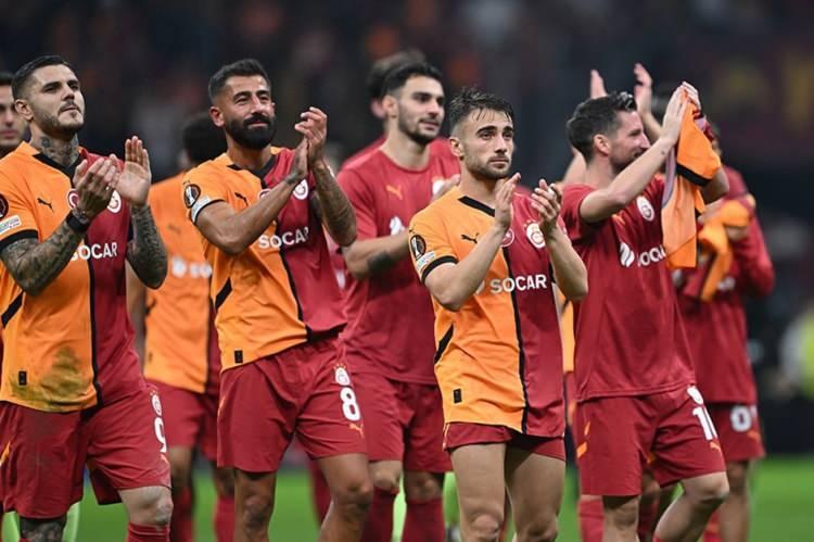 <p><strong>"Galatasaray açısından özellikle perşembe akşamı elendikten sonra kırılgan bir yapıya büründüğünü görüyoruz."</strong></p>