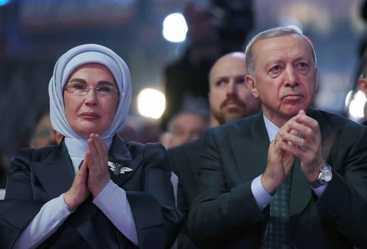 <p>Ekonomi İşleri: Nihat Zeybekçi</p>
<p> </p>
<p> </p>
