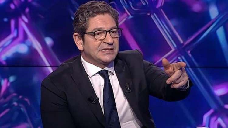 <p>Güntekin Onay: 200'er Milyonluk kadrolar kurulmuş, iki hocanın da derbide oynattığı oyun bu. Gol yok, heyecan yok, pozisyon yok. Çoluk çocukla oynayan AZ Alkmaar'ın futbolunu da gördük, derbiyi de gördük! Anadolu takımlarını yeniyorlar ama birbirlerine karşı risk almadan maç çıkardılar! Biz futbolu neden izleriz? Premier Lig'i izlerken heyecan var, çekişme var, ne istersen var! Bunları görmek istiyorsun ama sahada kör dövüşü gördük!"</p>