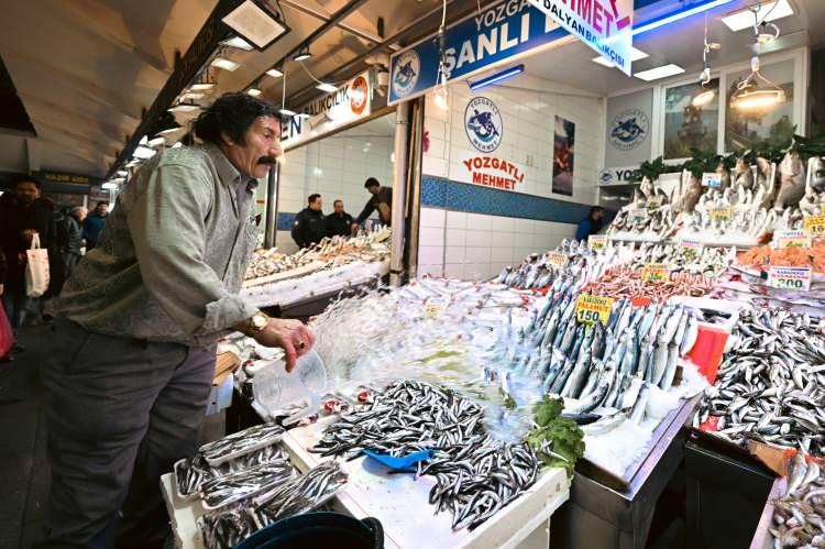 <p>Vatandaşın ilgi odağı haline gelen Benli, sosyal medyada da gündem haline geldi.</p>