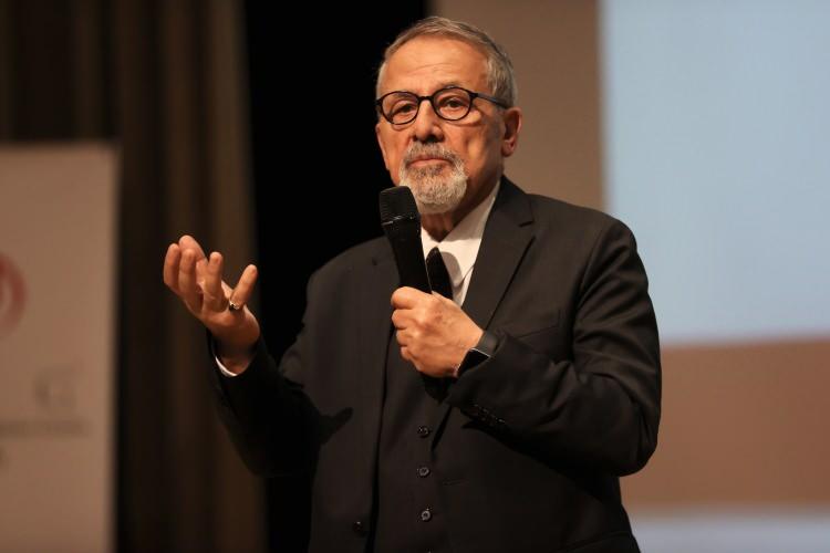 <p>Programa ERÜ Rektörü Prof. Dr. Fatih Altun ile kentteki bazı mimar ve mühendisler ile öğrenciler katıldı.</p>
