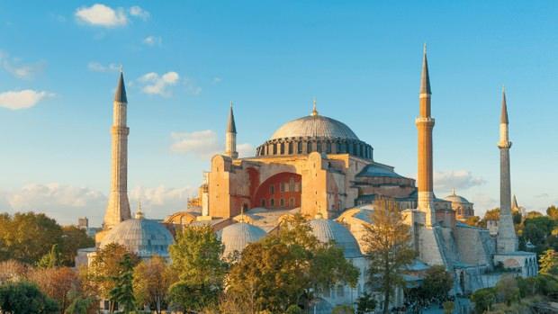 <p><strong>ÇEKMEKÖY İFTAR ÇADIRI</strong></p>

<p> </p>

<p>Çekmeköy Devlet Hastanesi önünde kurulacak sofra ile ramazan boyunca hasta yakınlarına destek sağlanacak.</p>
