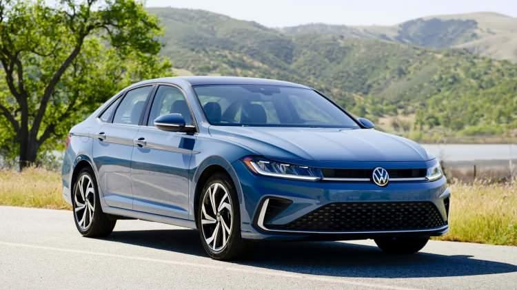 <p><span style="color:#B22222"><strong>5 - VOLKSWAGEN</strong></span></p>
<p> </p>
<p>Şubat ayı satış rakamları: 6.168</p>