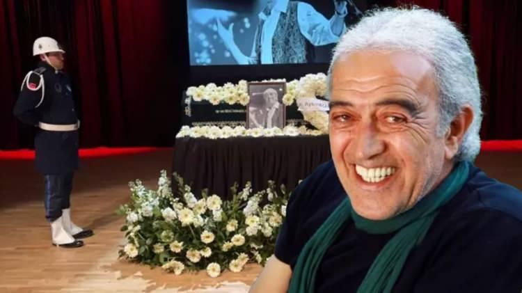 <p>Edip Akbayram'ın seslendirdiği eserlerin radyo, televizyon ve dijital platformlarda çalınmasından elde ettiği telif gelirleri de önemli bir kazanç sağladı.</p>
