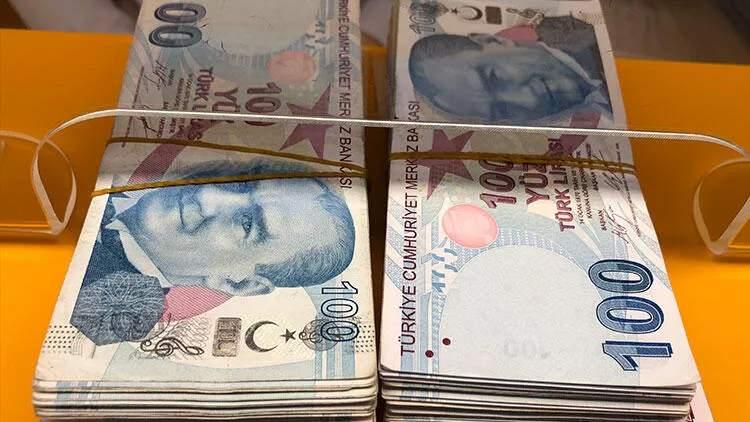 <p>Üçüncü formülde ise yüzde 50 oranı belirleyici oluyor. Geçen yıl olduğu gibi yüzde 50 artış söz konusu olabilir.</p>

<p> </p>

<p> </p>

