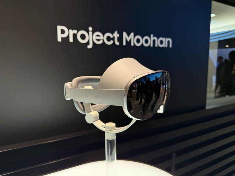 <p><span style="color:#B22222"><strong>SAMSUNG'DAN VİSİON PRO BENZERİ MODEL</strong></span></p>