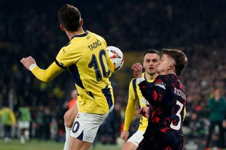 <p><strong>"FENERBAHÇE ELENMENİN EŞİĞİNDE"</strong></p>