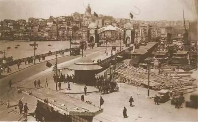 <p>İstanbul - 883.414</p>

<p> </p>

<p>2023-2024 :İstanbul 15.655.924 15.701.602</p>

<p> </p>
