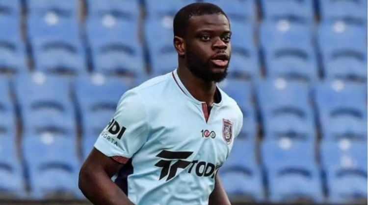 <p>3- Olivier Kemen | 8 asist<br />
<br />
* Başakşehir</p>
