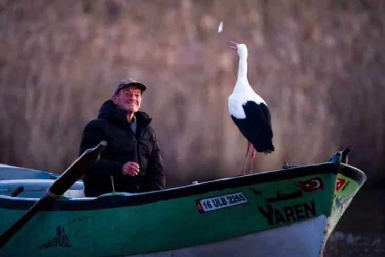 Beklenen kavuşma gerçekleşti! “Yaren Leylek” ve Adem amca 14’üncü yılda da buluştu