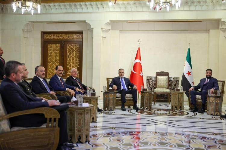 <p>Görüşmede, Milli Savunma Bakanı Güler ve MİT Başkanı Kalın da yer aldı.</p>
