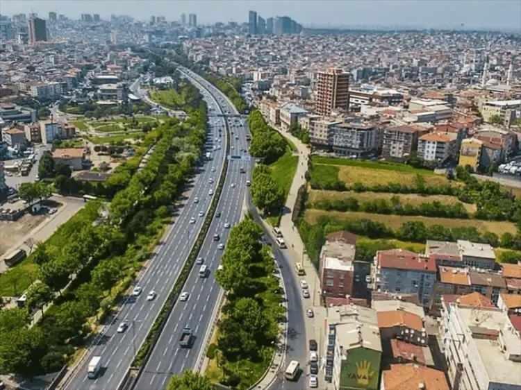 <p><strong>ESENLER</strong></p>
<p><strong>Ulusal Hava Kalite İzleme Ağı</strong></p>
<p>Esenler-55 (Orta)</p>
<p><strong>İBB'nin Hava Kalitesi İzleme Merkezi</strong></p>
<p><strong>(Kentsel) - 58 - ORTA</strong></p>
<p> </p>