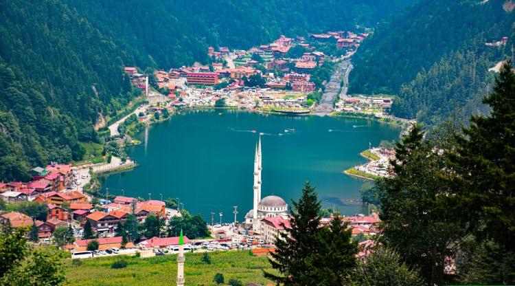 <p>Türkiye tarihi ve doğa güzellikleriyle her listede kendine yer bulurken 30 ülkede 278 kente yayılan bir model olan Uluslararası Cittaslow Birliği'nin 'sakin şehir' listesinde, Türkiye'den 25 ilçe seçildi. </p>