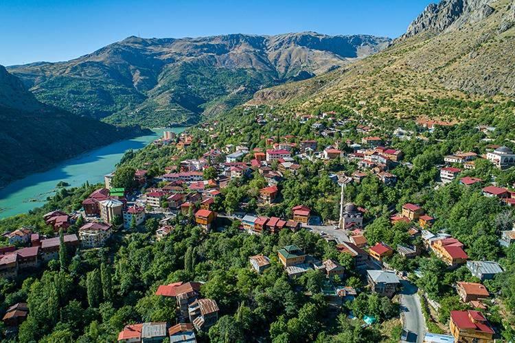 <p>Erzincan - Kemaliye</p>

<p> </p>
