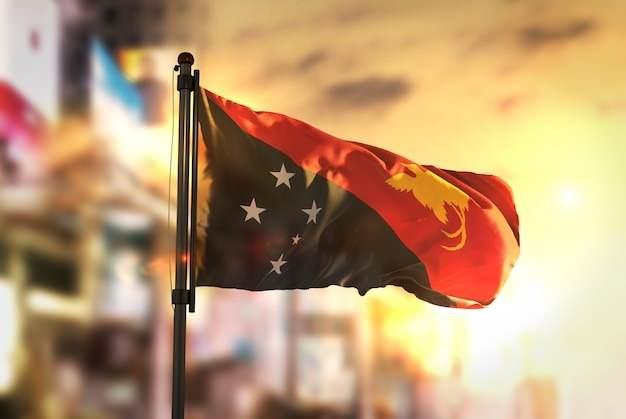 <p><strong><span style="color:#B22222">43)  PAPUA YENİ GİNE </span> |  9.75</strong></p>

