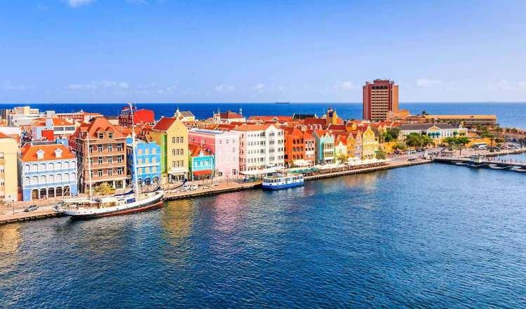 <p><strong><span style="color:#B22222">24)  CURAÇAO </span> |  19.04</strong></p>

<p> </p>

<p>|  Karayip ülkesi</p>

<p> </p>
