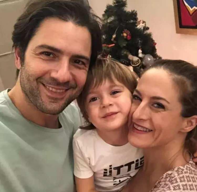 <p><strong>Canan Ergüder, 7 yaşındaki oğlunun geleceğiyle ilgili kaygıları olduğunu dile getirdi:</strong></p>
<p> </p>
<p> </p>