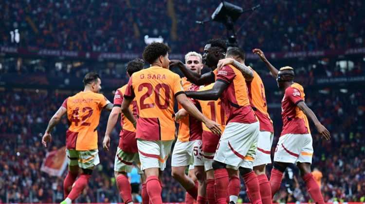 <p>Galatasaray, bu sezon Avrupa kupalarına UEFA Şampiyonlar Ligi play-off aşamasında dahil oldu ve Young Boys ile eşleşti.</p>