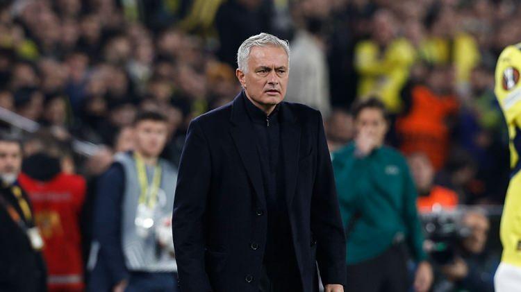 <p><strong>MOURİNHO İŞARET ETMİŞTİ</strong></p>
