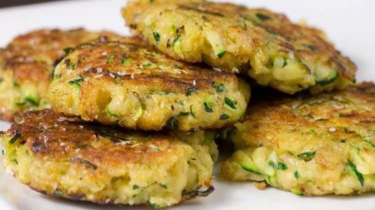 <p><a href="https://www.haber7.com/yasam/haber/3346127-sevmeyeni-yok-patates-mucveri-tarifi-nasil-yapilir"><em><strong>Patates mücveri tarifi için tıklayın</strong></em></a></p>
