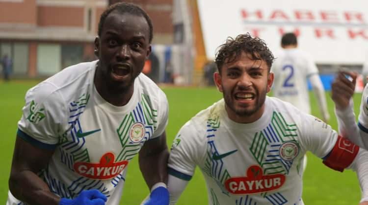 <p>Ali Sowe - Çaykur Rizespor - 14 gol</p>