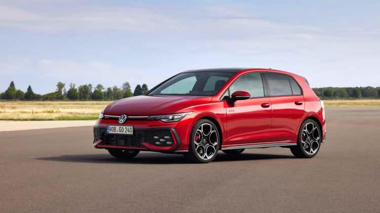 <p><strong>VOLKSWAGEN-</strong></p>

<p> </p>

<p>Golf 1.5 eTSI 116 PS DSG Life</p>

<p> </p>

<p>- 1.882.200 TL</p>
