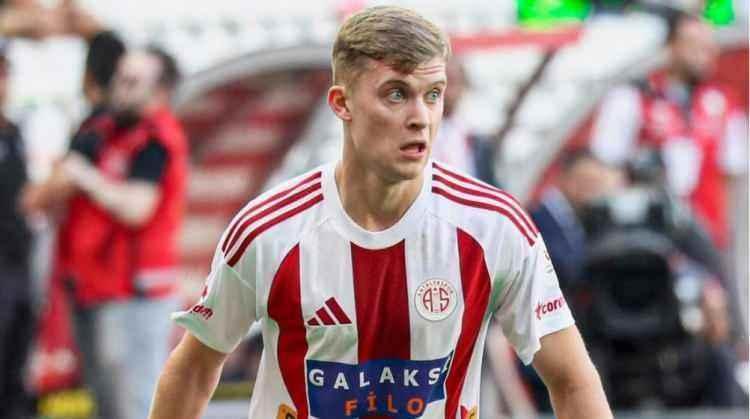 <p>9- Jakub Kaluzinski | 7 asist <br />
<br />
* Antalyaspor</p>