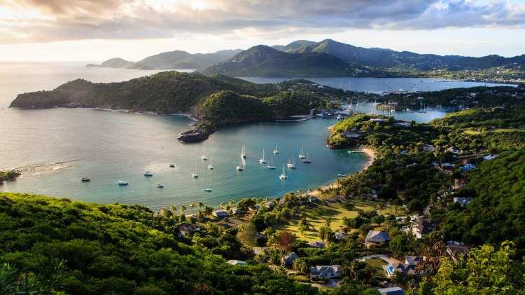 <p><strong><span style="color:#B22222">23)  ANTIGUA VE BARBUDA</span></strong></p>

<p> </p>

