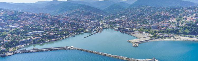 <p>Zonguldak (Karadeniz)</p>

<p>2022: 588 bin 510</p>

<p>2023: 591 bin 492<br />
<br />
2024: 586 bin 802</p>

<p>Fark: - 4 bin 690</p>
