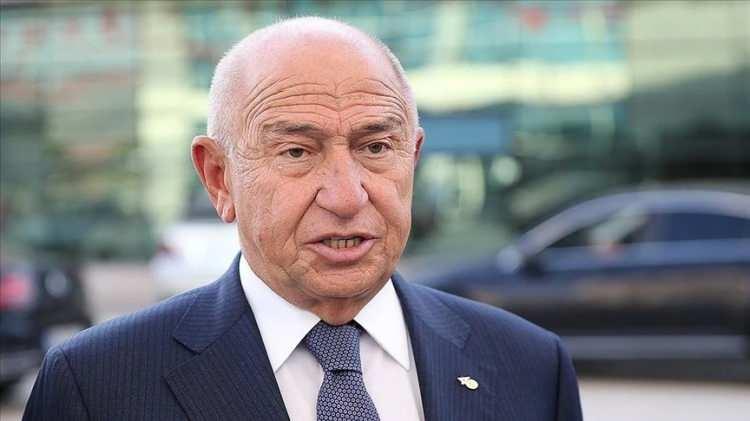 <p>17- Nihat Özdemir – 1,9 milyar Dolar </p>

