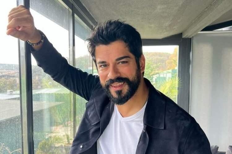 <p><strong><span style="color:#B22222">BURAK ÖZÇİVİT</span> | FOTOĞRAFÇILIK</strong></p>
<p> </p>
<p>Marmara Üniversitesi Güzel Sanatlar Fakültesi'nde fotoğrafçılık eğitimi alan Özçivit, Best Model yarışmasının ardından oyunculuk kariyerinde ilerledi</p>