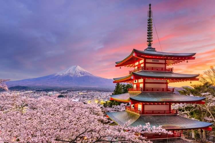 <p><strong>Japonya</strong></p>
<p><strong>– 352 dakika (yaklaşık 5 saat 52 dakika)</strong></p>
<p> </p>
