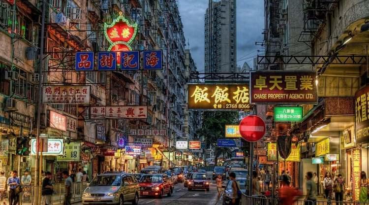 <p><strong>Hong Kong</strong></p>
<p><strong>– 399 dakika</strong></p>
<p> </p>