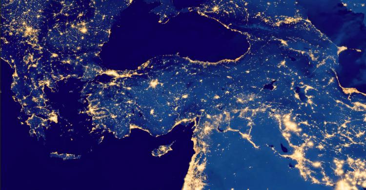 <p><strong>Türkiye, 395 dakikalık uyku süresiyle listede ortalama bir konumda bulunuyor.</strong></p>

<p><strong>Kaynak: ensonhaber</strong></p>
