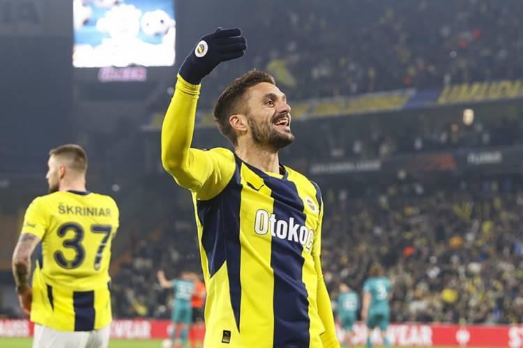 <p>Dusan Tadic - Fenerbahçe - 9 gol</p>