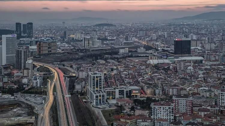 <p><strong>ÜMRANİYE 1</strong></p>
<p><strong>Ulusal Hava Kalite İzleme Ağı</strong></p>
<p><strong>Ümraniye - 32 - İYİ</strong></p>
<p><strong>İBB'nin Hava Kalitesi İzleme Merkezi</strong></p>
<p><strong>(Şehir arka plan) - 33 - İYİ</strong></p>
<p> </p>