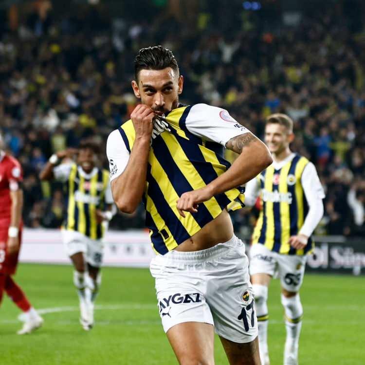 <p>9-İrfan Can Kahveci: -1,5 milyon euro</p>
<p>Önceki değer: 9,5 milyon euro</p>
<p>Yeni değer: 8 milyon euro</p>