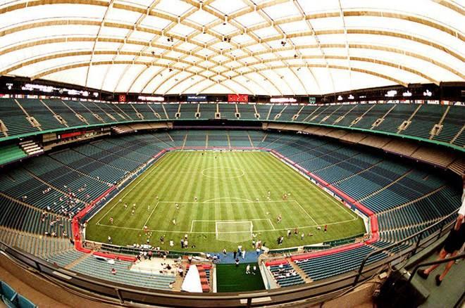 <p>5: Pontiac Silverdome - Detroit Express</p>
