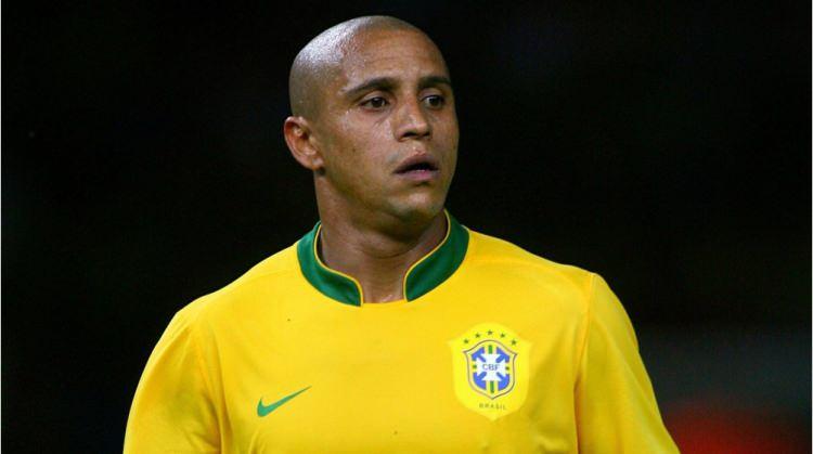 <p>1 - Roberto Carlos</p>
