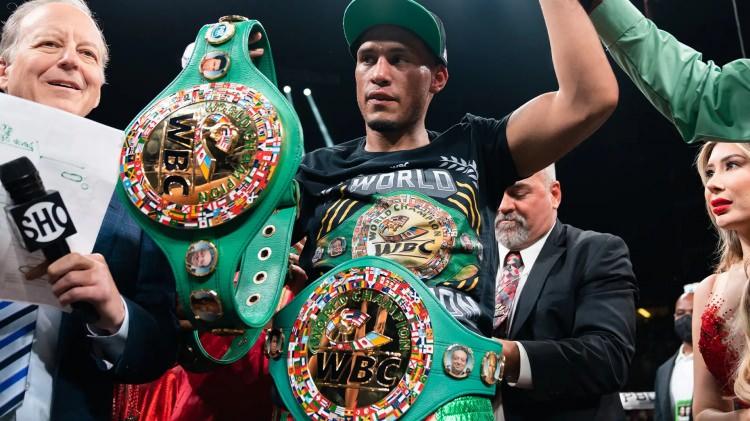 <p>Bu galibiyetler sayesinde 28 yaşındaki boksör, artık tartışmasız şampiyon Dmitry Bivol’un zorunlu rakibi konumunda bulunuyor ve bu maç, boks dünyasında büyük bir heyecanla bekleniyor.</p>