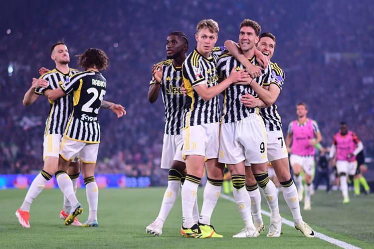 <p>13- Juventus</p>